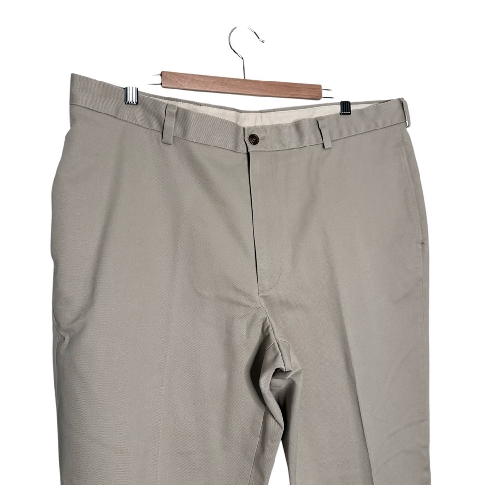 346" Brooks Brothers Men’s Advantage Chino Clark Khaki Pants Size 42/32 - Picture 2 of 6